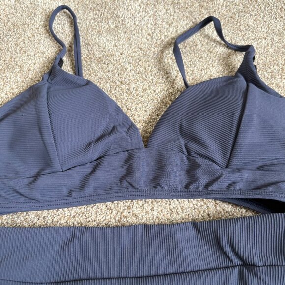 Navy Blue Ribbed Bikini Set Size M - Picture 2 of 12